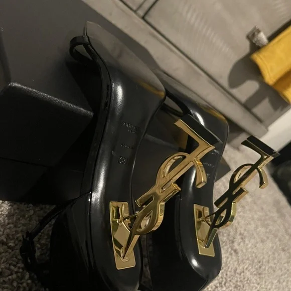 YVES SAINT LAURENT BLACK OPYUM 110 HEEL ANKLE STRAP IN PATENT LEATHER - Picture 4 of 16